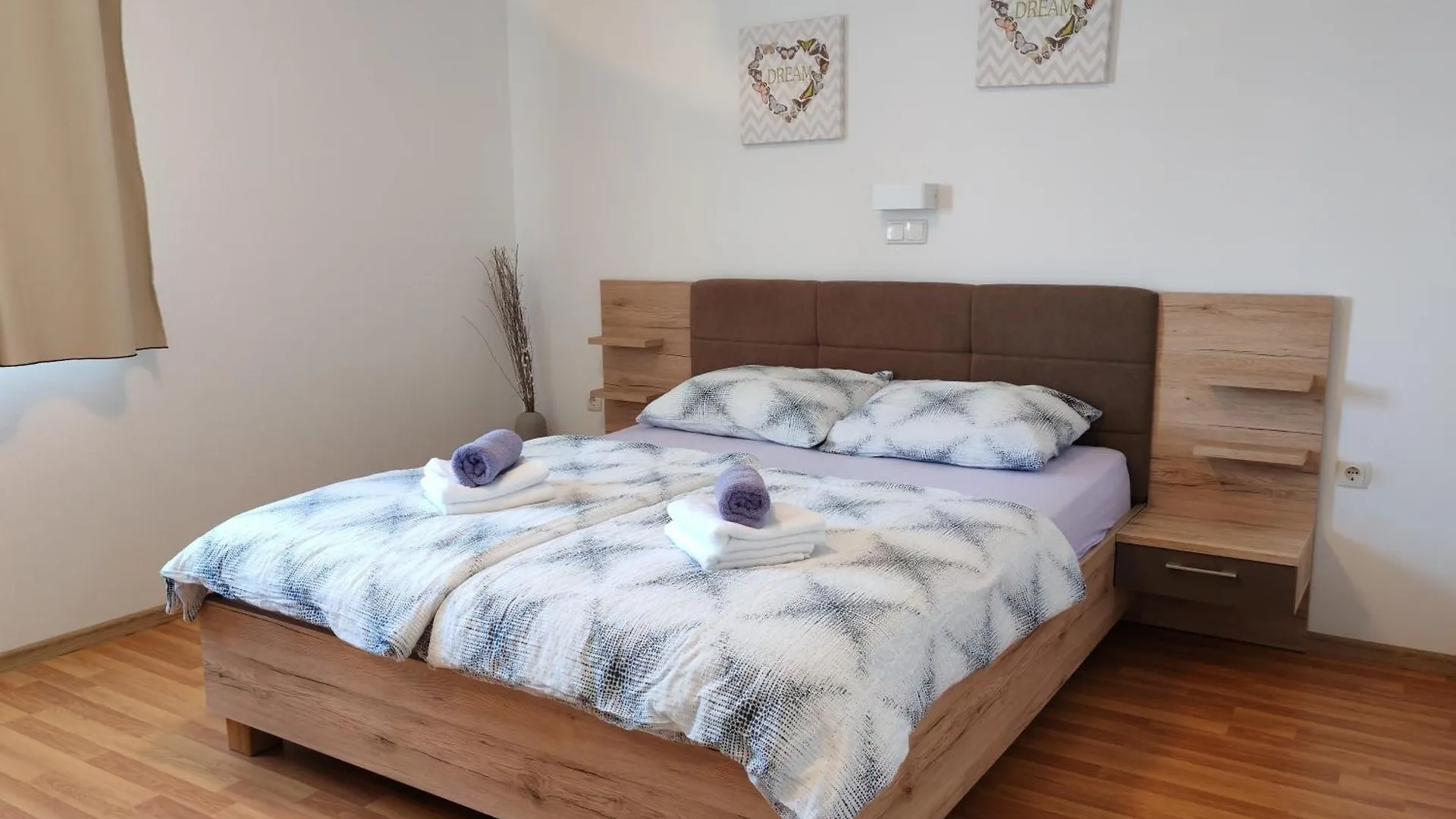 Apartmán Seafront Apartmani Mira Gabric Lopar - Happy Rentals