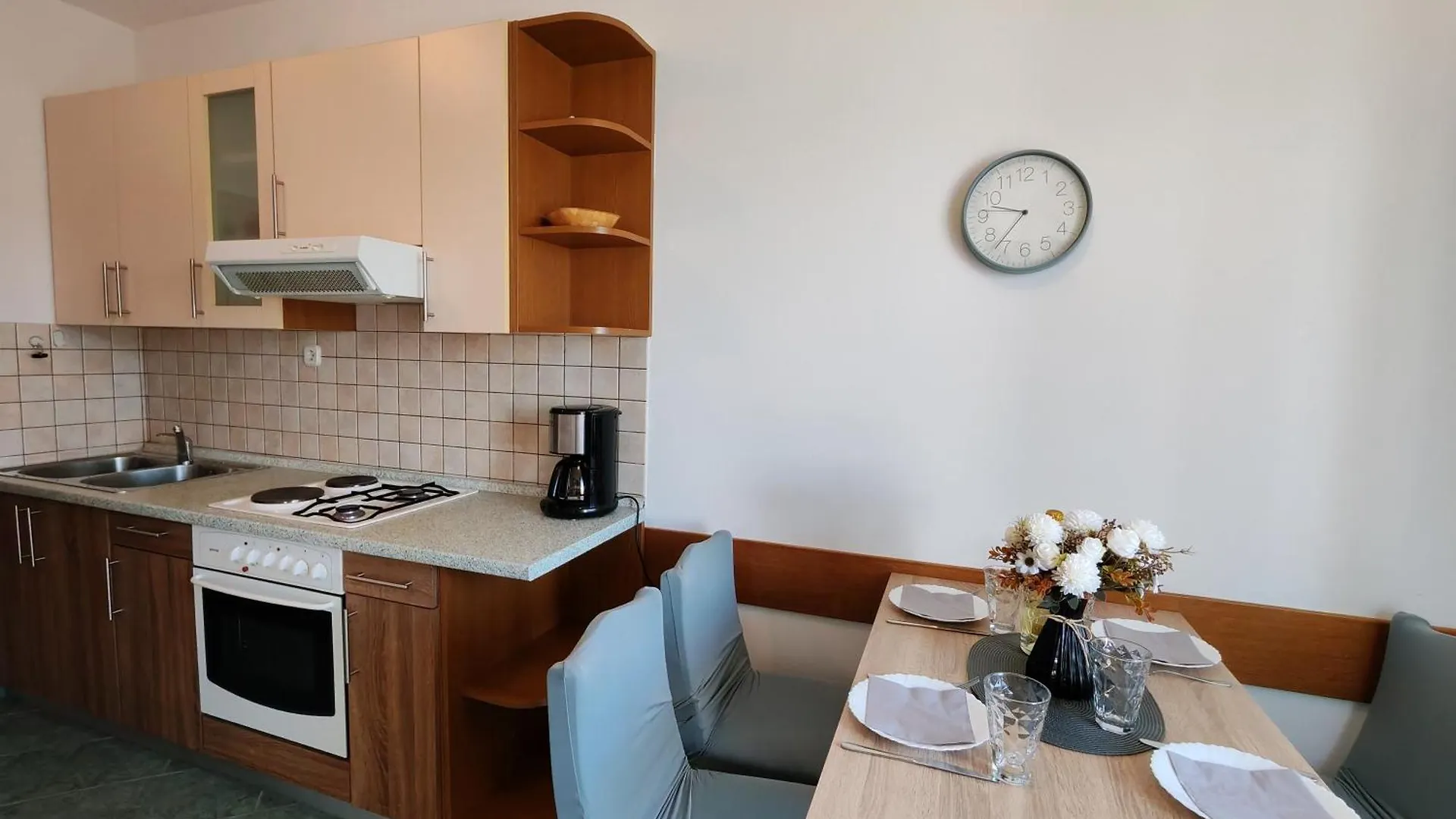 Seafront Apartmani Mira Gabric Lopar - Happy Rentals 0*,